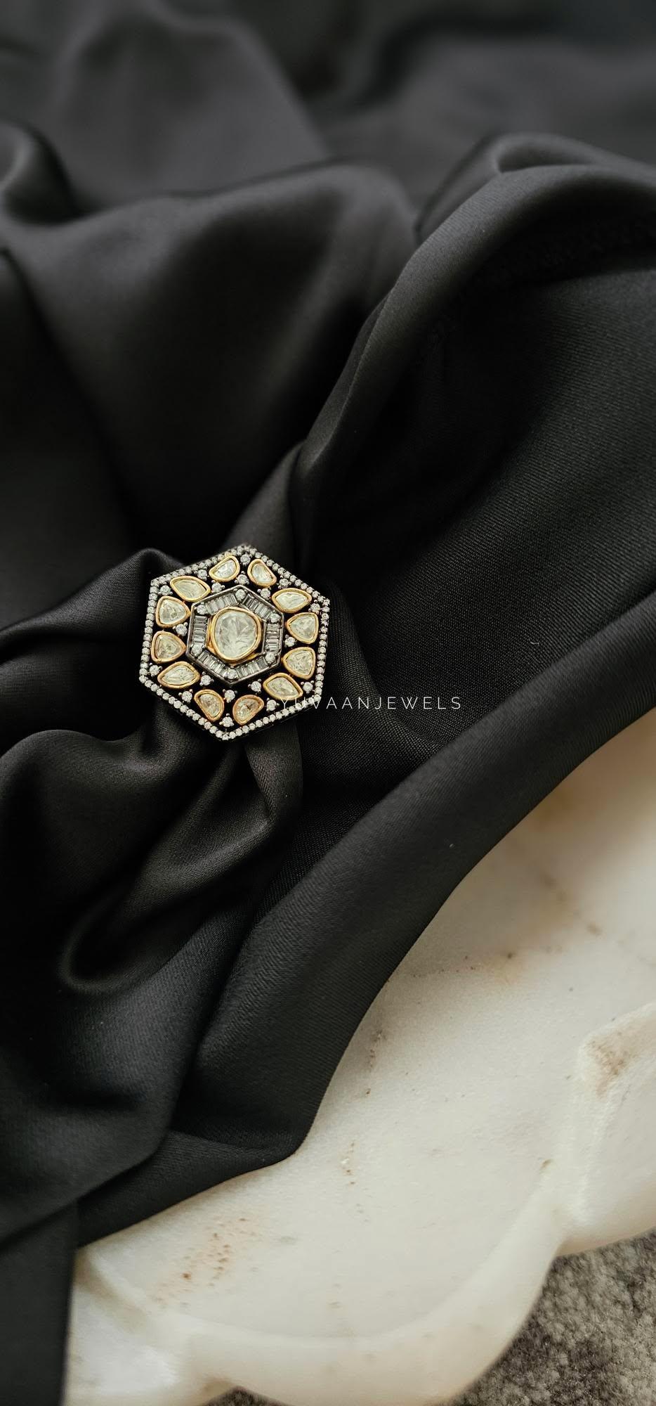 Patanjal floral ring - Image 10