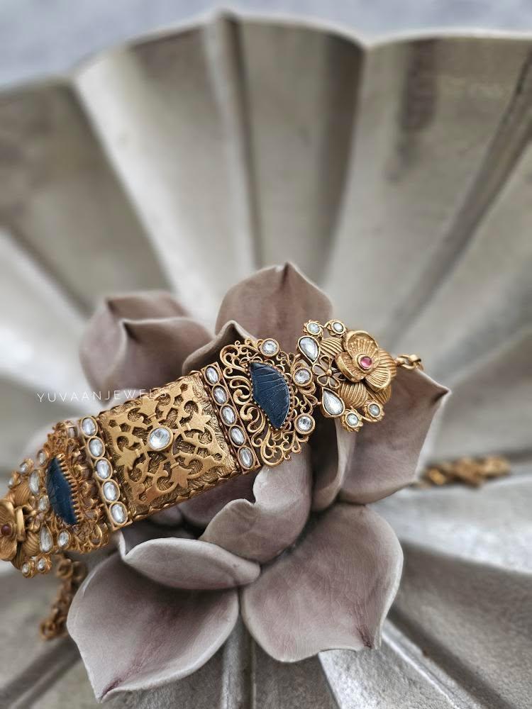 Reyana Gold chokers - Image 15