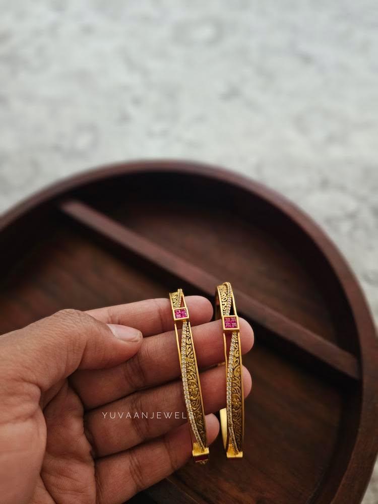 Prajakta delicate bangles - Image 8