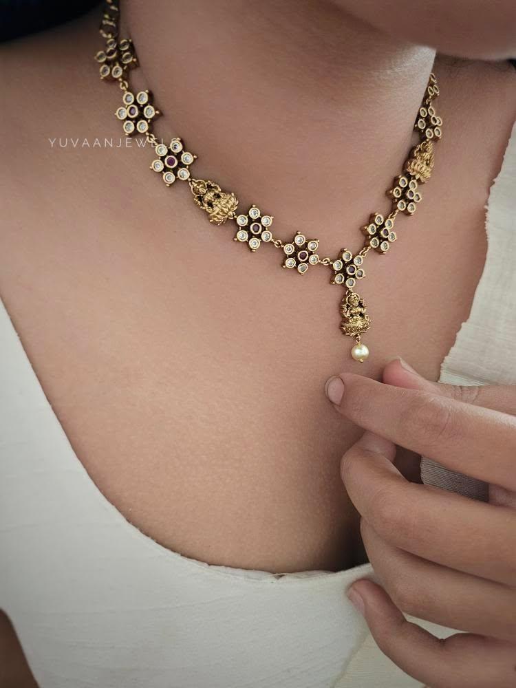 Maamta handcrafted necklace