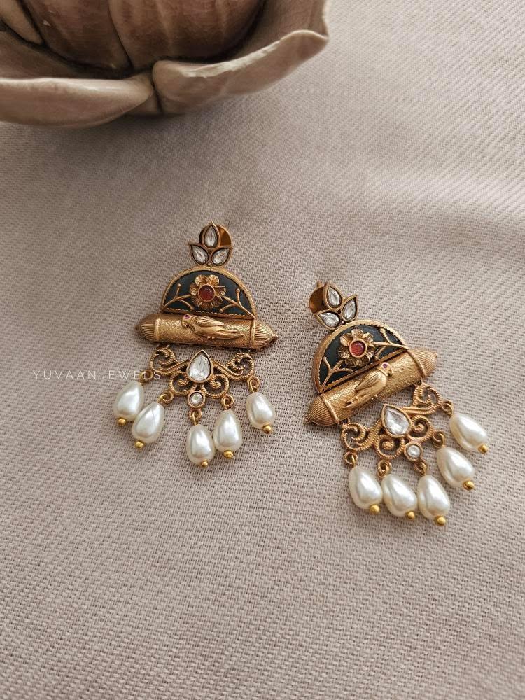 Suraya handcrafted long necklace - Image 14