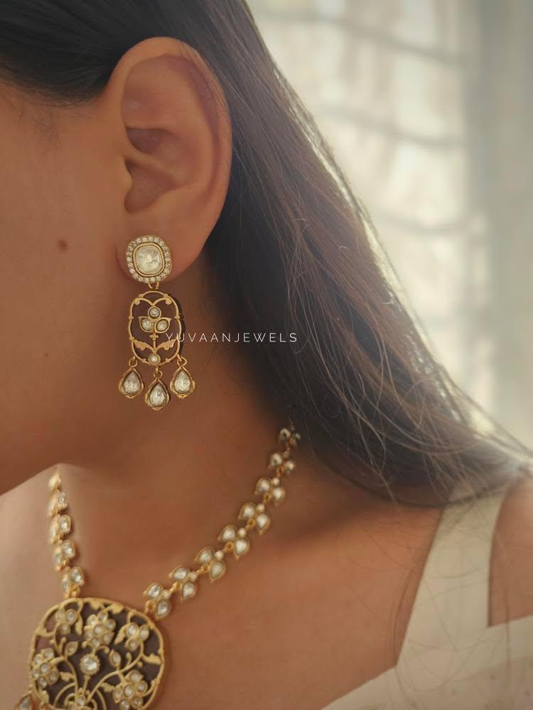 Lafz Quartz necklace