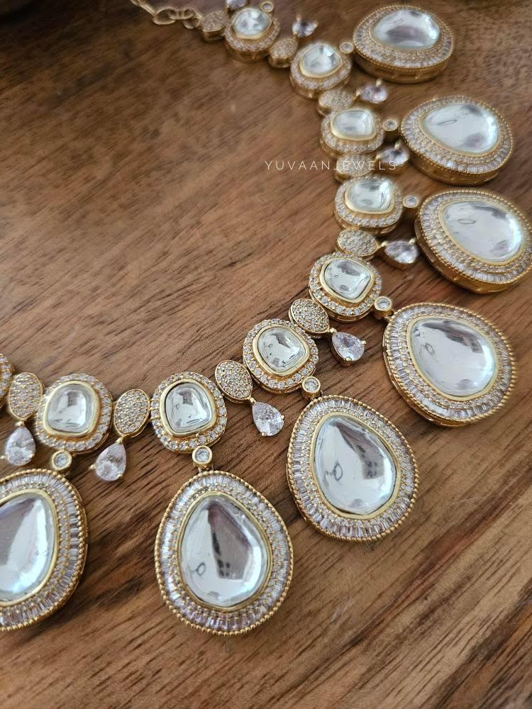 Dhanak polki necklace
