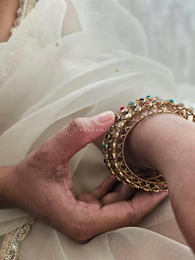 Mavi handcrafted bangles