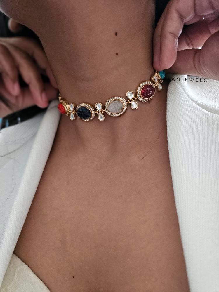 Amira navratna choker