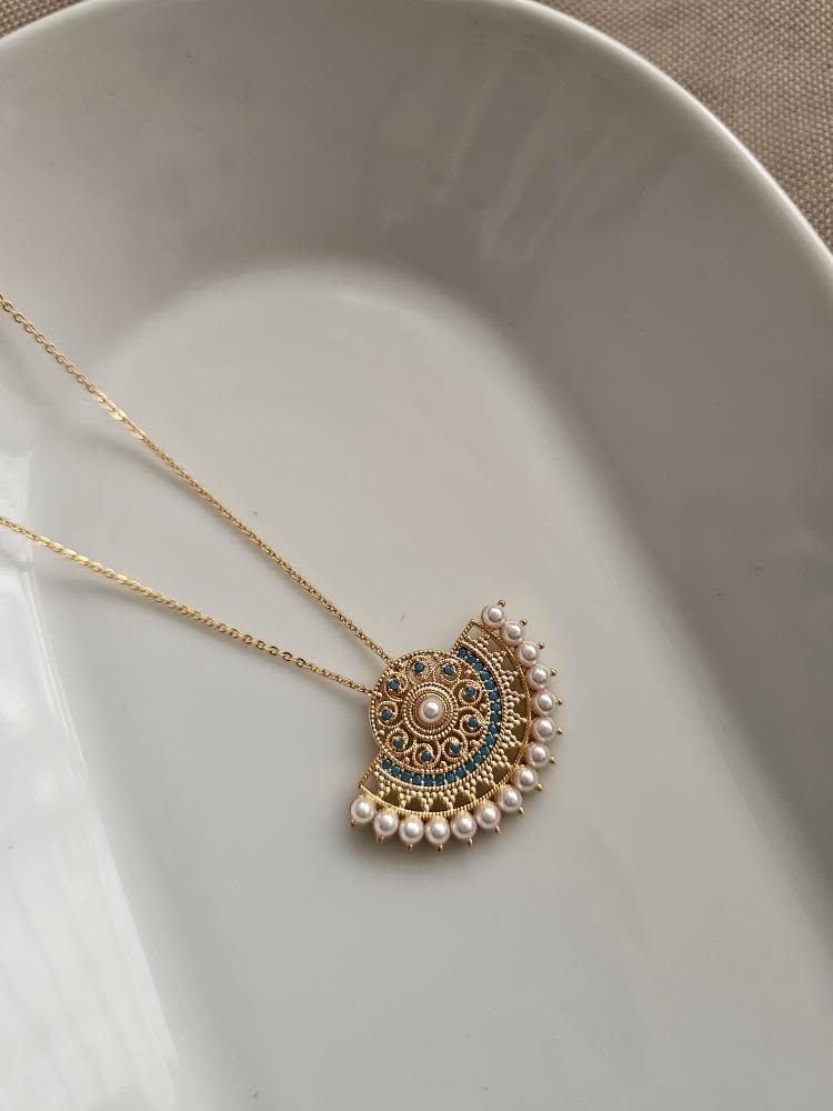 Chakra delicate necklace