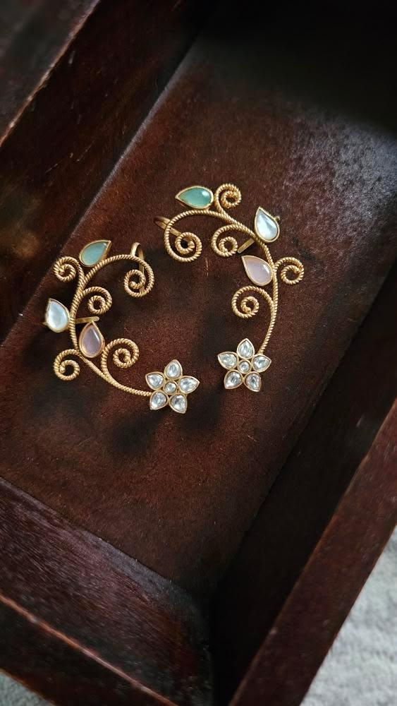 Zohra handcrafted earcuff - Image 4