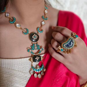 Hiya polki and quartz necklace