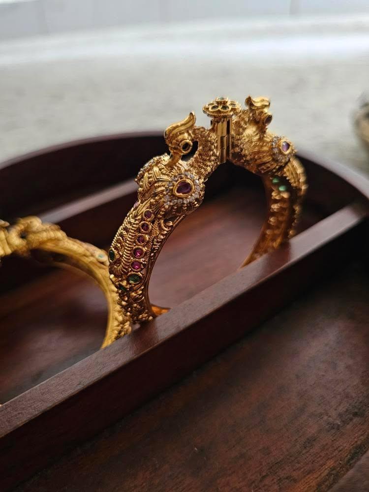 Mor handcrafted bangles - Image 6