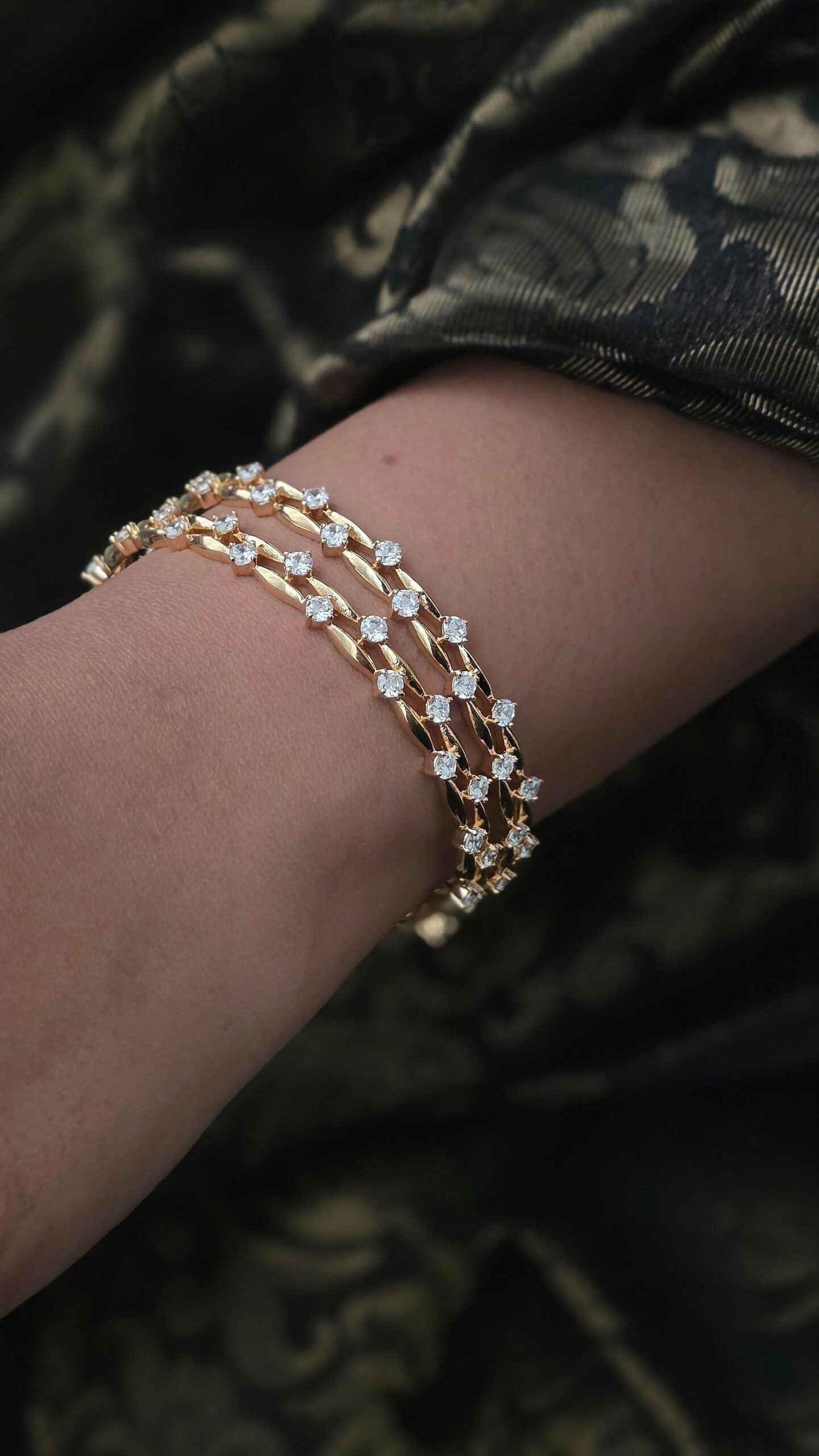 Vaidehi delicate bangles