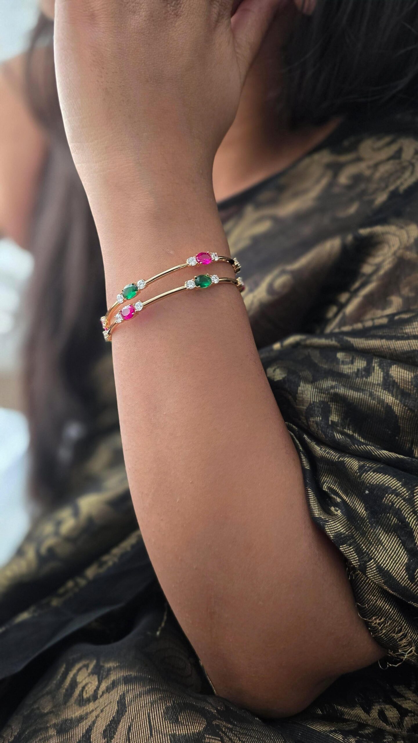 Arwa delicate bangles - Image 8