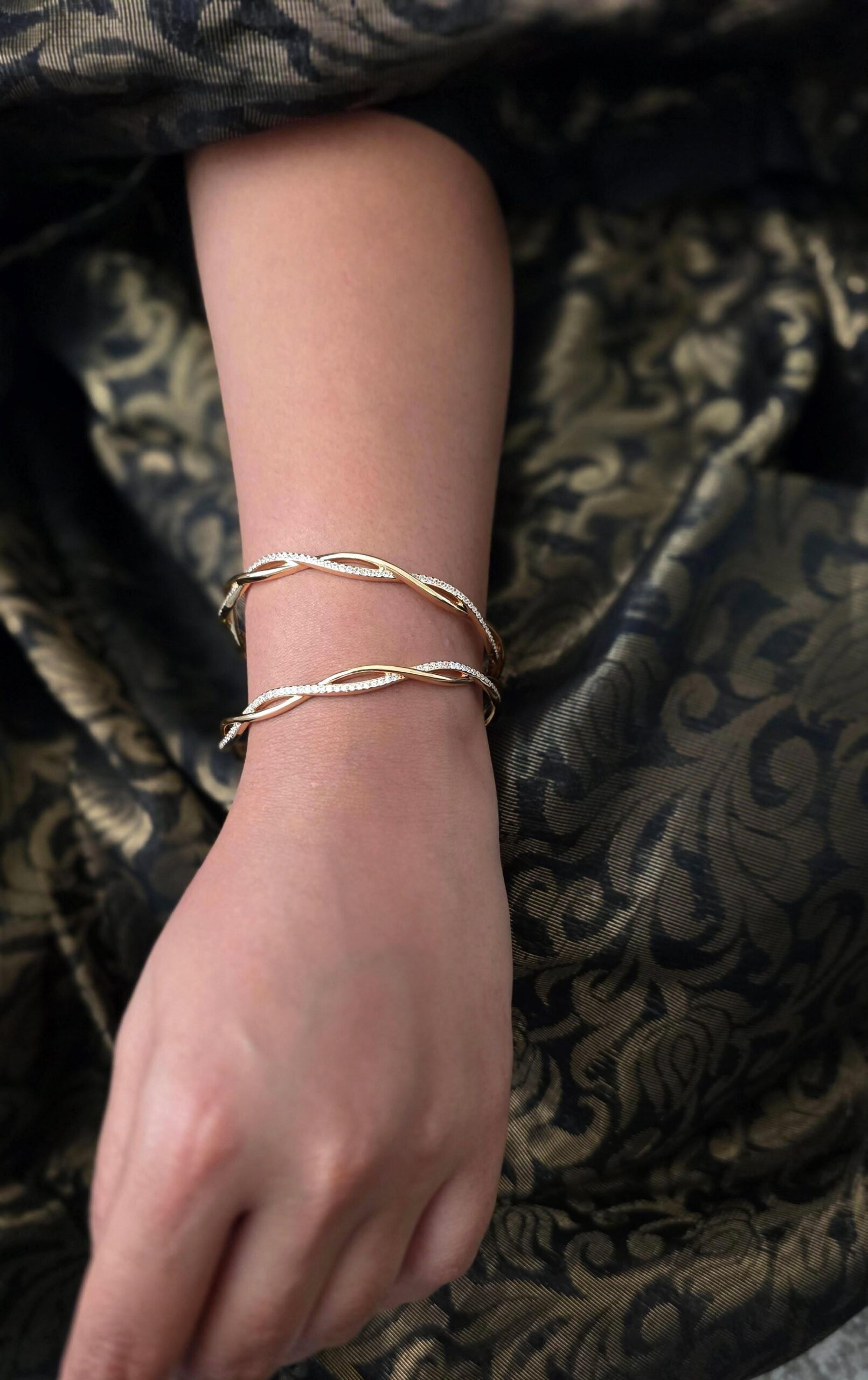 Ishira delicate bangles - Image 5