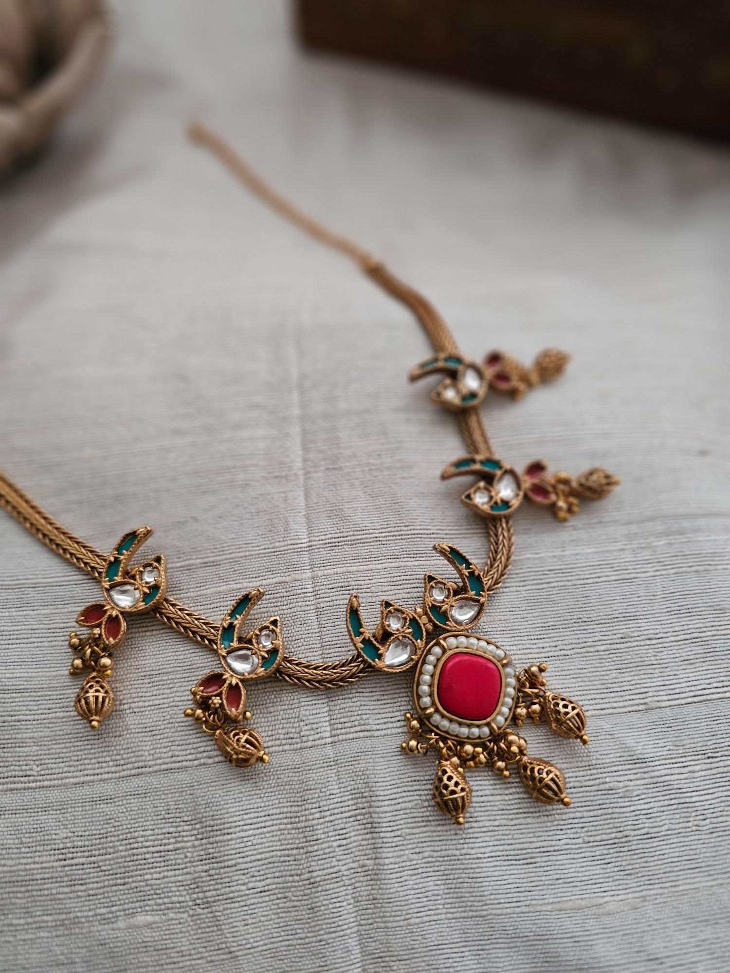 Mora handcrafted necklace