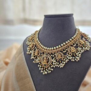 Devangi handcrafted necklace