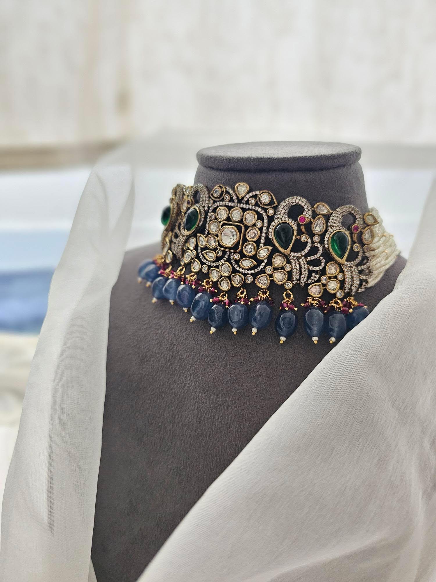 Saazish quartz and pearl necklace - Image 8