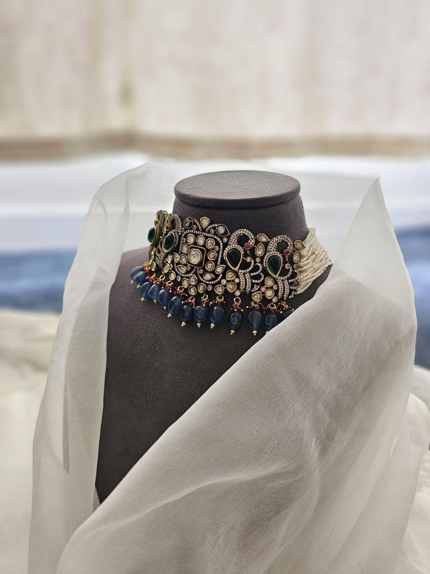 Saazish quartz and pearl necklace