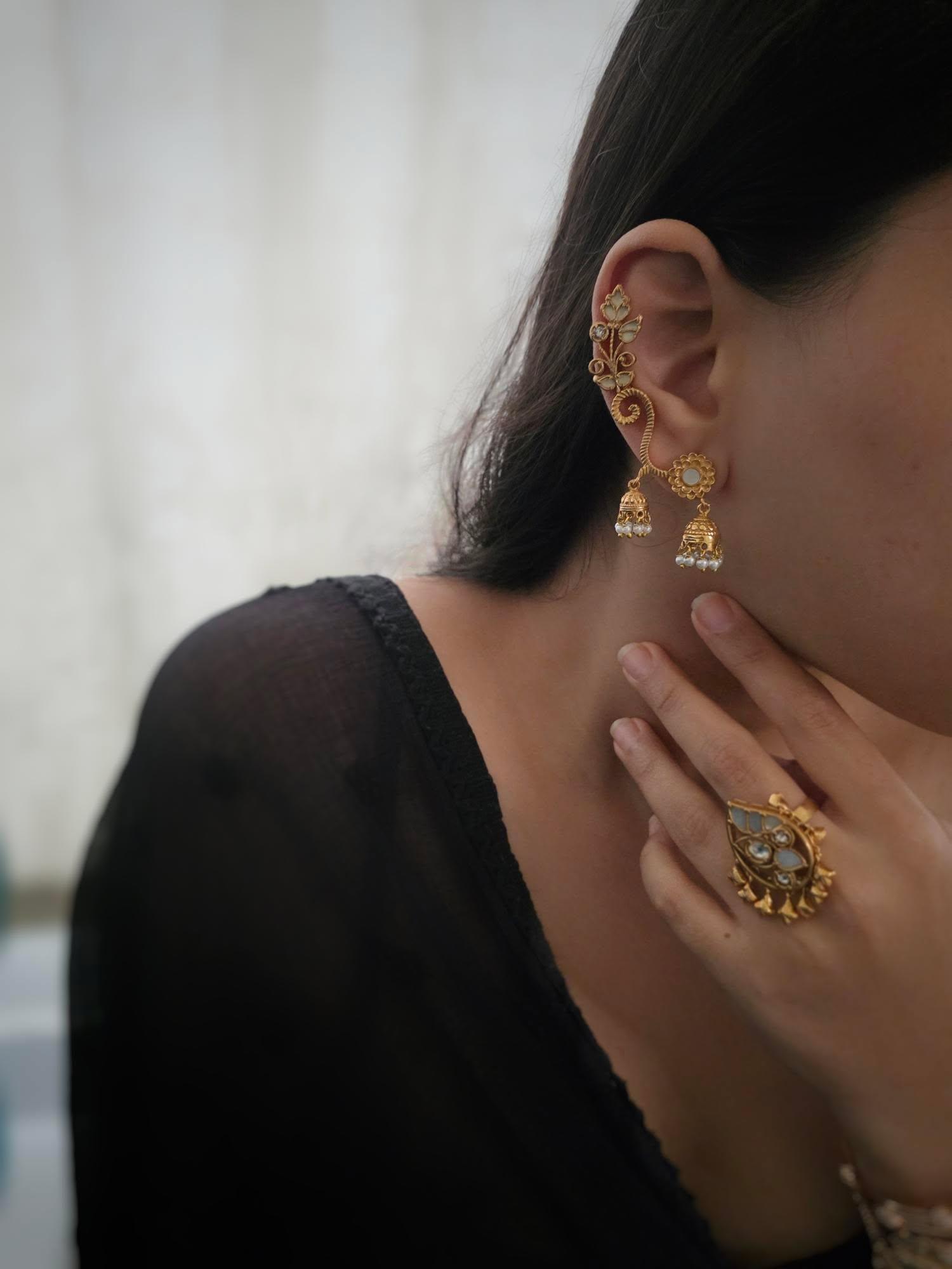 Madhavi Handcrafted Earcuff
