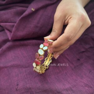 Vidya openable bangle