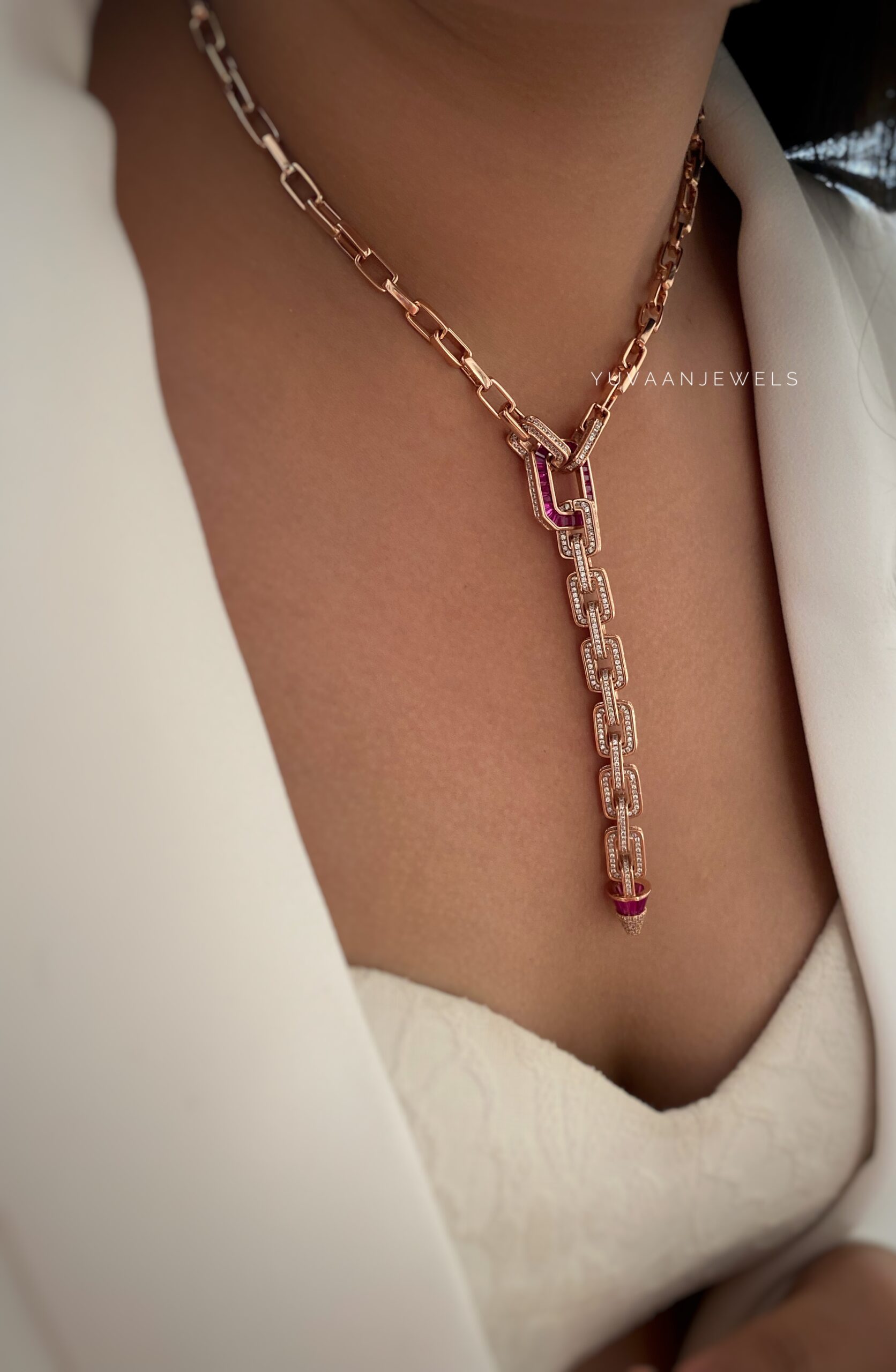 Haisley Link Necklace - Image 3